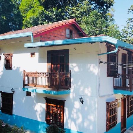 Casa Huespedes El Ensueno Hotel Jardin Bagian luar foto