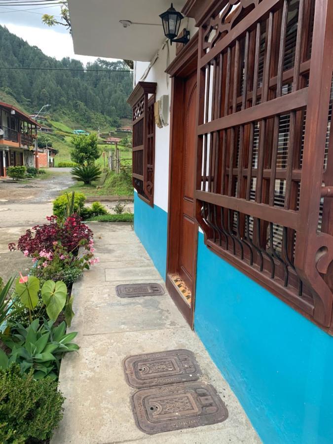 Casa Huespedes El Ensueno Hotel Jardin Bagian luar foto
