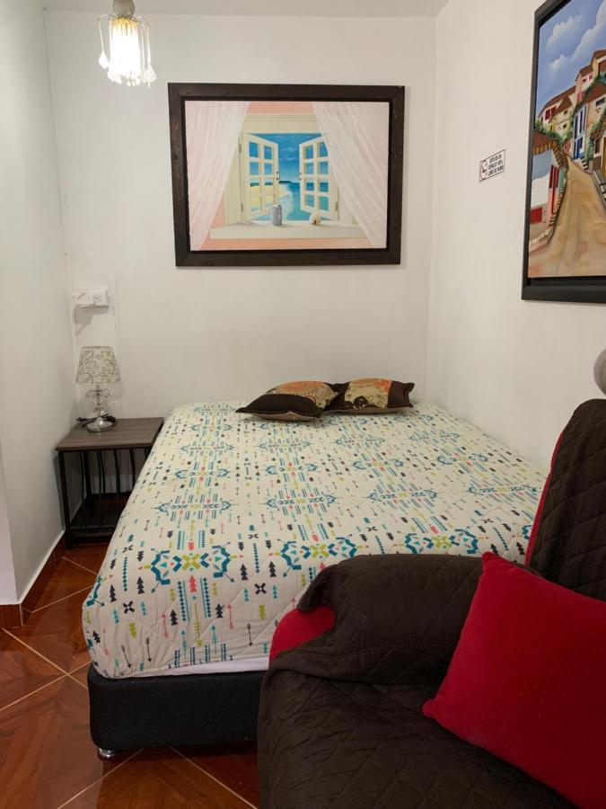 Casa Huespedes El Ensueno Hotel Jardin Bagian luar foto